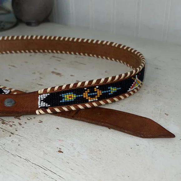 Stunning Native American leather beaded belt 31” - 34”